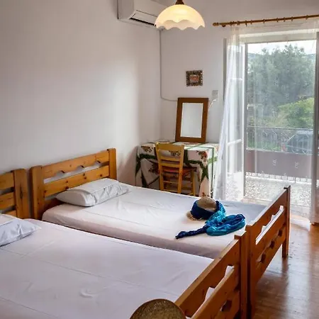 Apartment Chrysanthi